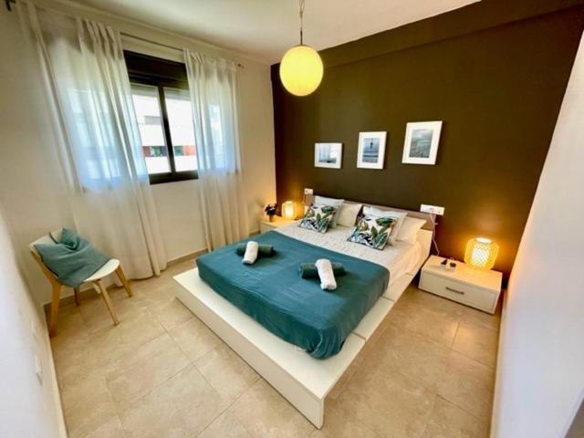 Gatu Premium Racimo, Terraza, Piscina, Aire Ac, Wifi Y Parking " Preferente Mayores De 25 Anos Y Familias " 엘푸에르토데산타마리아 외부 사진