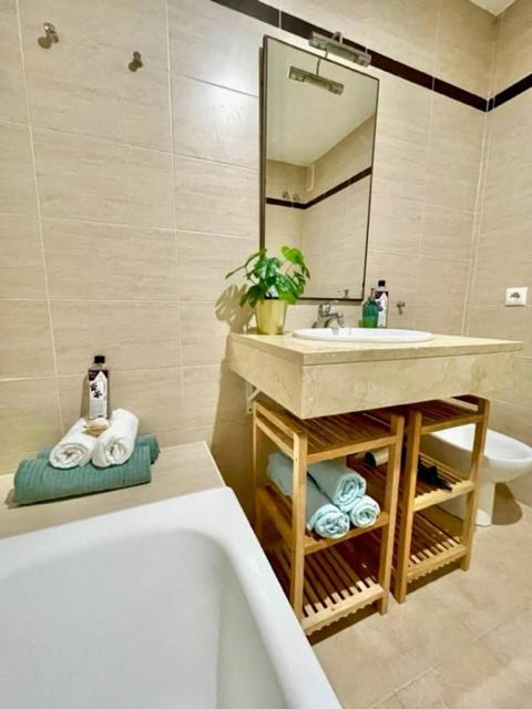 Gatu Premium Racimo, Terraza, Piscina, Aire Ac, Wifi Y Parking " Preferente Mayores De 25 Anos Y Familias " 엘푸에르토데산타마리아 외부 사진